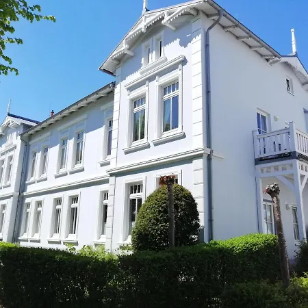 Apartment Strandstrasse-16-Wohnung-33-9877 *